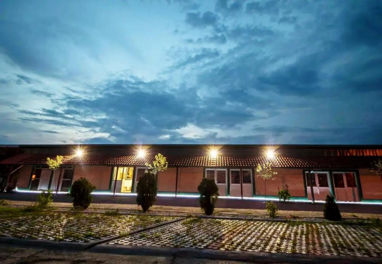 Fun Rooms Sobe Prenociste Borca Zewnętrze zdjęcie